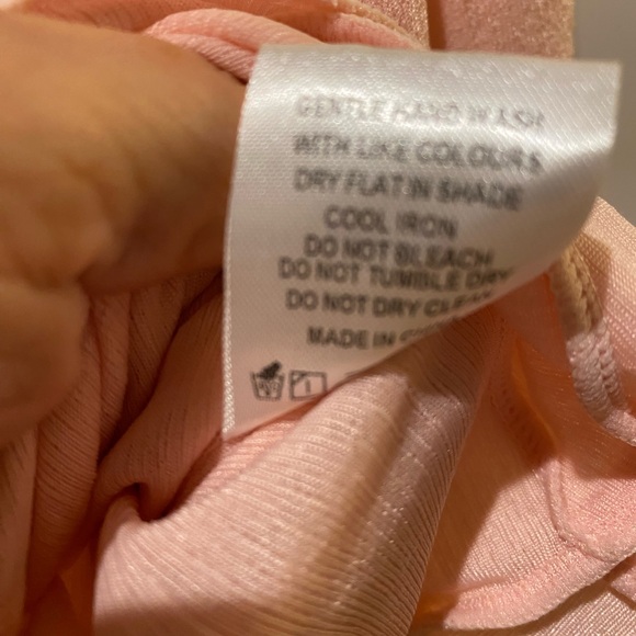 Women’s White Fox top. Size large. Worn one time. - Picture 3 of 8